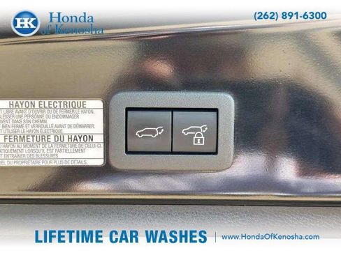 Used 2022 Toyota Corolla Cross XLE w/ Convenience Package image 34