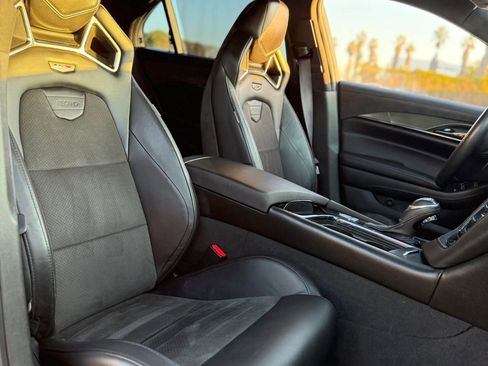 Used 2017 Cadillac CTS V w/ Luxury Package image 43