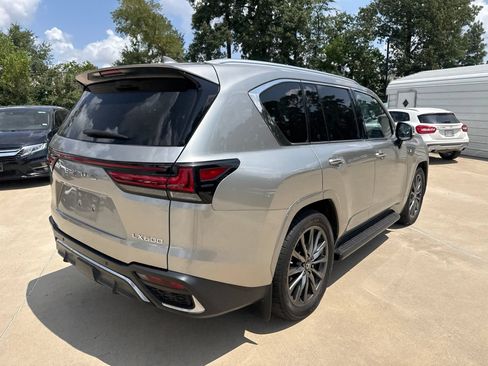 Used 2024 Lexus LX 600 F Sport AWD/4WD image 4