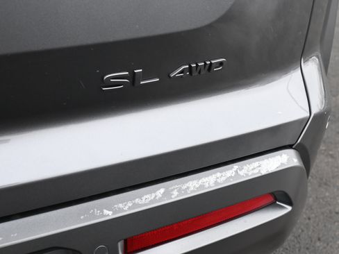 New 2026 Nissan Pathfinder SL image 8