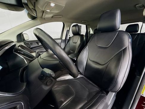 Used 2020 Ford Edge Titanium AWD/4WD image 22