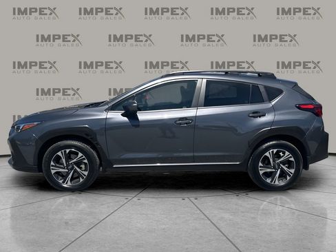 Used 2024 Subaru Crosstrek 2.0i Premium w/ Crosstrek Mirror Package image 2