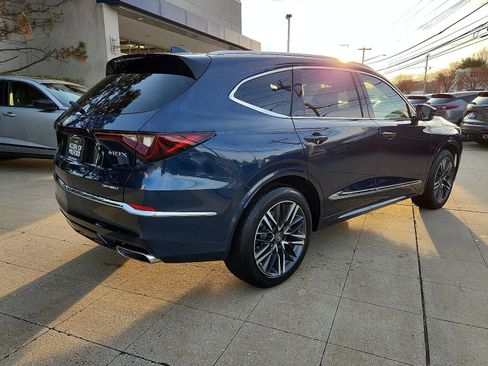 Certified 2025 Acura MDX SH-AWD w/ Advance Package image 5