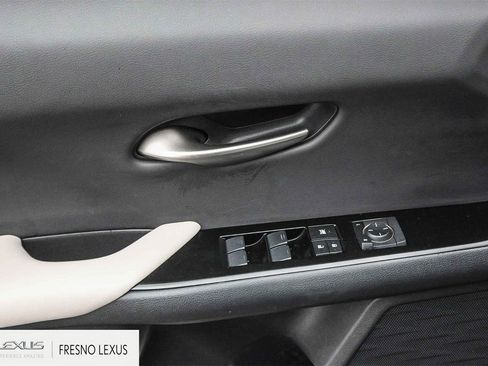 Used 2021 Lexus UX 250h image 23