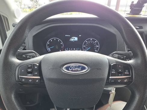 Used 2023 Ford Transit 250 Medium Roof AWD image 32