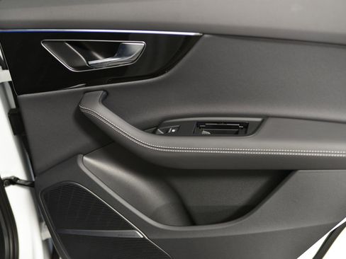 Certified 2025 Audi Q7 2.0T Premium Plus w/ Premium Plus Package image 19
