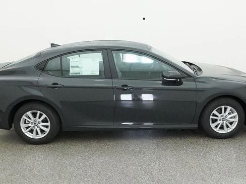 New 2026 Toyota Camry LE image 11