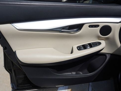 Used 2021 INFINITI QX50 Essential w/ Convenience Package image 11