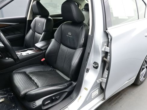 Used 2014 INFINITI Q50 Sport w/ Deluxe Technology Package image 12