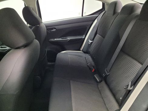 Used 2021 Nissan Versa SV FWD image 18