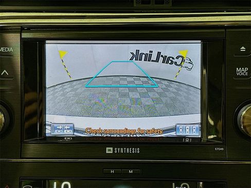 Used 2014 Toyota Avalon Limited image 17