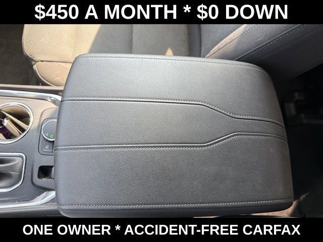 Used 2023 Chevrolet Traverse LT FWD image 27