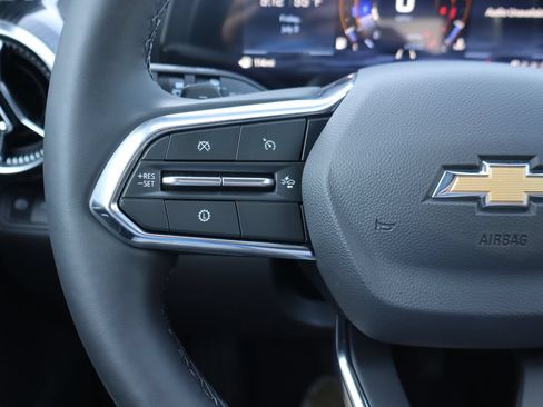 New 2027 Chevrolet Equinox LT FWD image 8