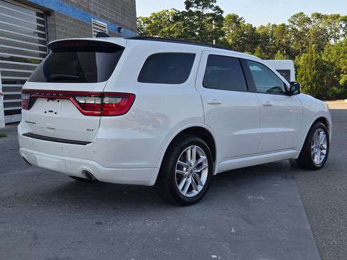 Used 2023 Dodge Durango GT RWD image 7