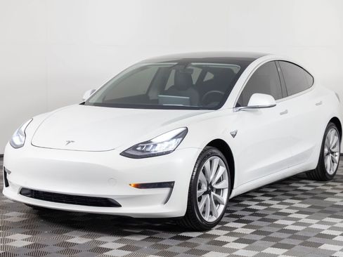 Used 2019 Tesla Model 3 Long Range image 2
