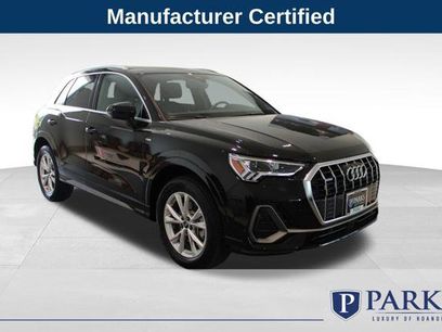 Certified 2025 Audi Q3 2.0T Premium w/ Convenience Package