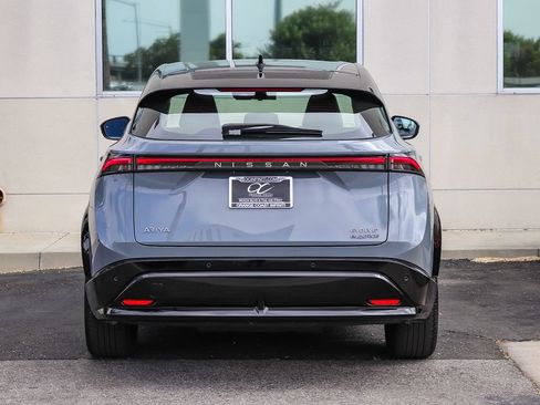 Used 2024 Nissan Ariya AWD image 5