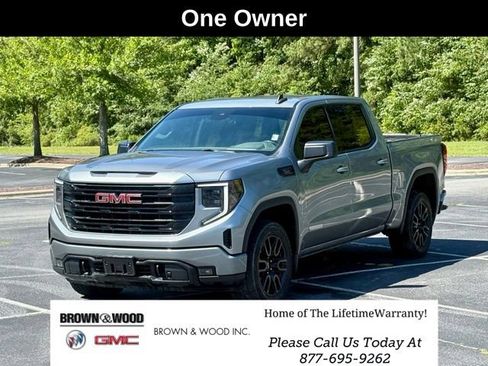 Used 2023 GMC Sierra 1500 Elevation w/ X31 Off-Road Package AWD/4WD image 1