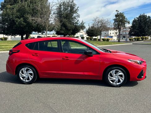 Used 2024 Subaru Impreza 2.0i image 6