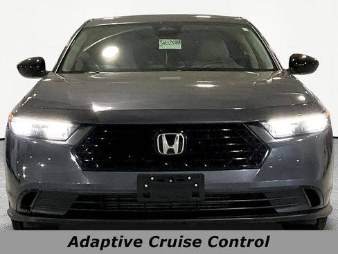 Used 2025 Honda Accord SE image 2