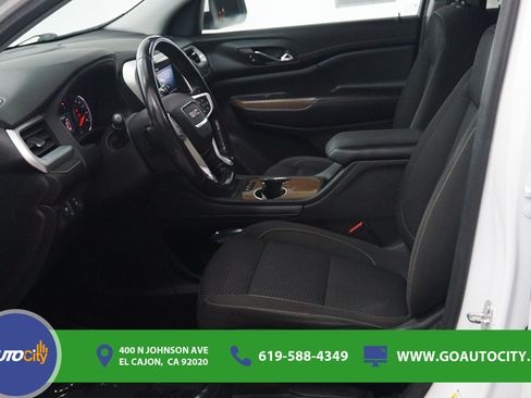 Used 2020 GMC Acadia SLE FWD image 9