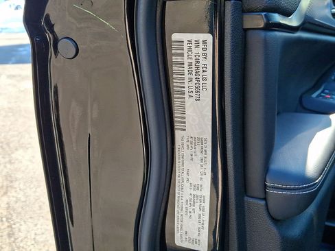 Used 2023 Jeep Grand Cherokee Altitude image 26