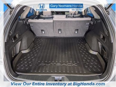 Used 2025 Subaru Outback Premium AWD/4WD image 19
