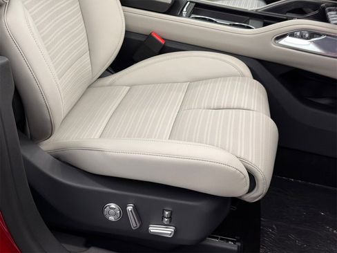 New 2026 Lincoln Nautilus Reserve image 13