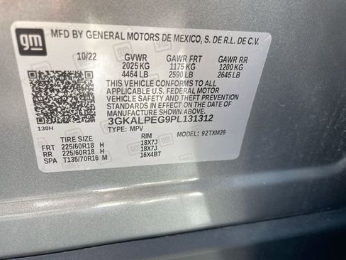 Used 2023 GMC Terrain SLT image 26