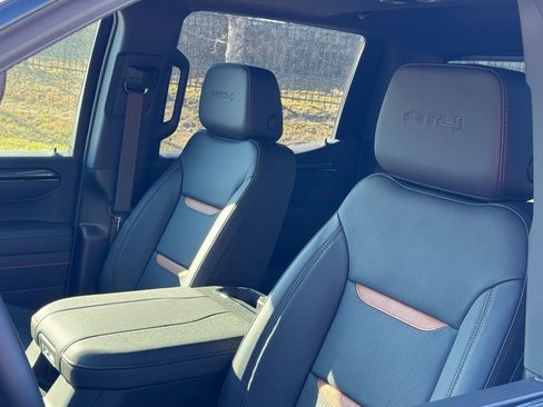 New 2026 GMC Sierra 1500 AT4 w/ AT4 Premium Package image 18