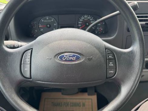 Used 2006 Ford F250 XL RWD image 15
