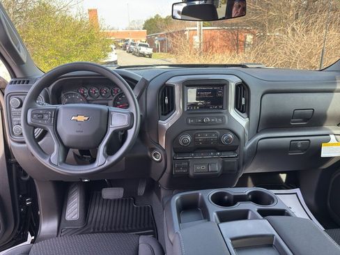 New 2026 Chevrolet Silverado 2500 Custom image 17