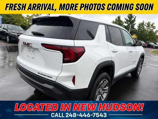 Used 2025 GMC Terrain Elevation FWD image 3
