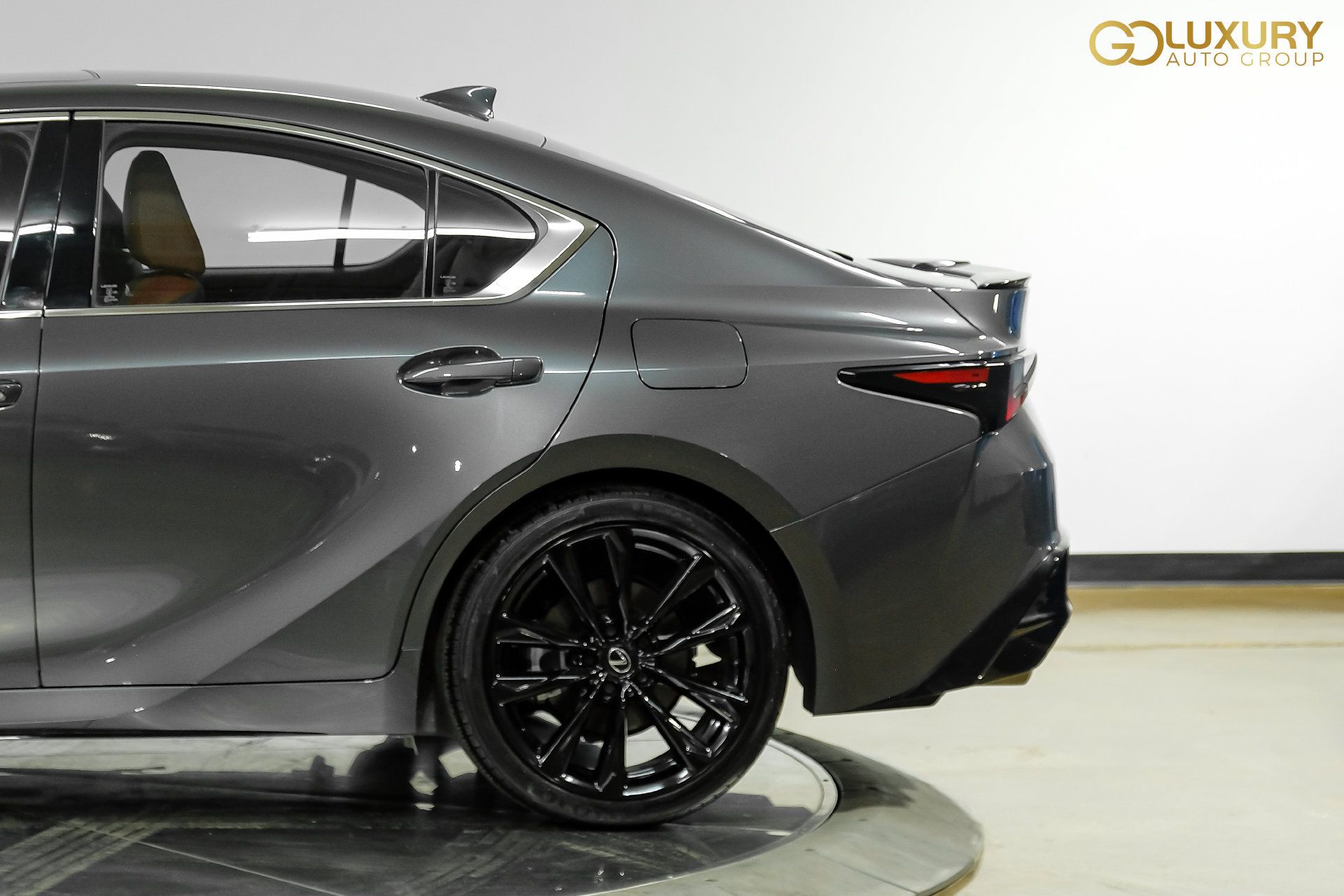 Used 2024 Lexus IS 300 F Sport RWD image 15