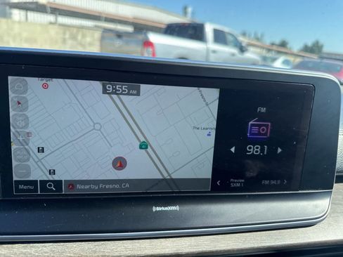 Used 2022 Kia Telluride EX w/ EX Premium Package image 23