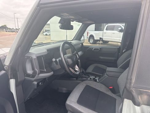 Used 2023 Ford Bronco Big Bend image 9