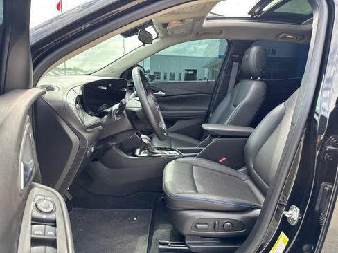 Used 2025 Buick Encore GX Sport Touring w/ Experience Buick Package FWD image 20