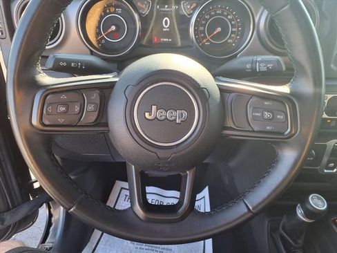 Certified 2022 Jeep Wrangler Willys image 12