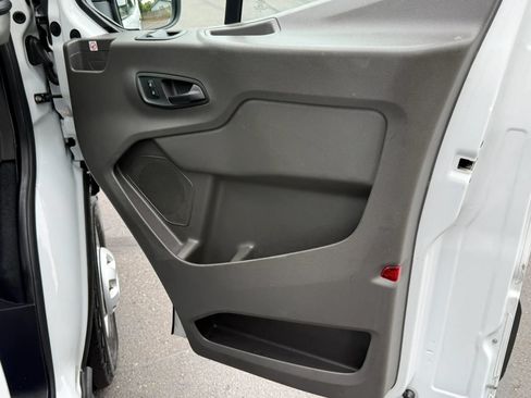 Used 2020 Ford Transit 350 Medium Roof RWD image 24