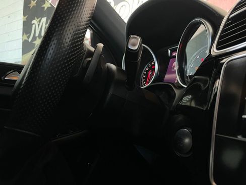 Used 2018 Mercedes-Benz GLE 350 w/ Premium 1 Package image 28