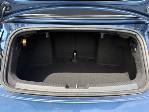 Used 2019 Volkswagen Beetle 2.0T S FWD image 10