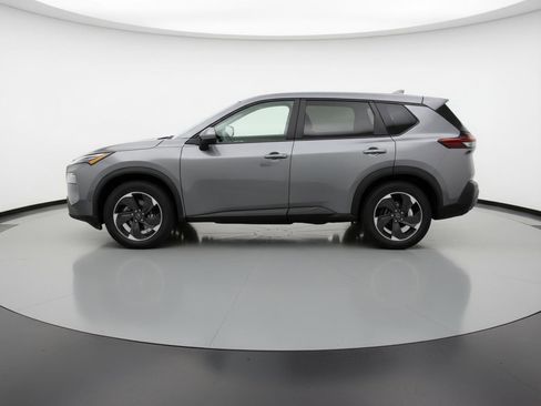 Used 2025 Nissan Rogue SV FWD image 5