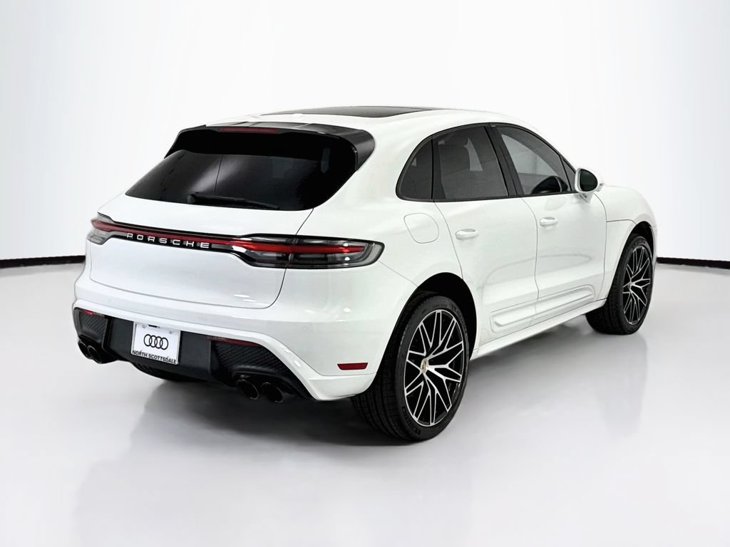 Used 2023 Porsche Macan AWD/4WD image 5