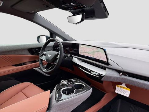 New 2026 Cadillac Optiq Sport 2 image 31