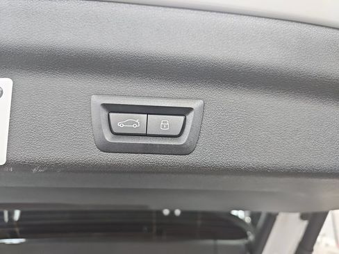 Used 2025 BMW X1 xDrive28i w/ Technology Package AWD/4WD image 17