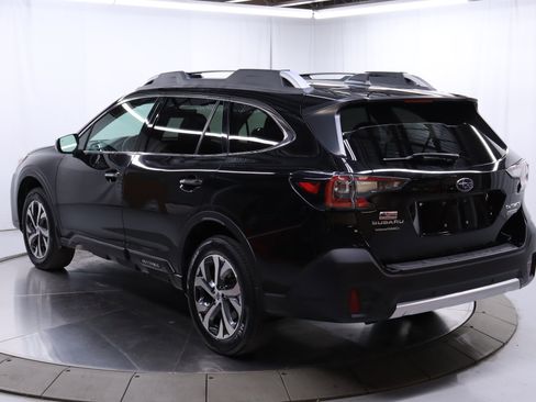 Used 2020 Subaru Outback Touring image 5
