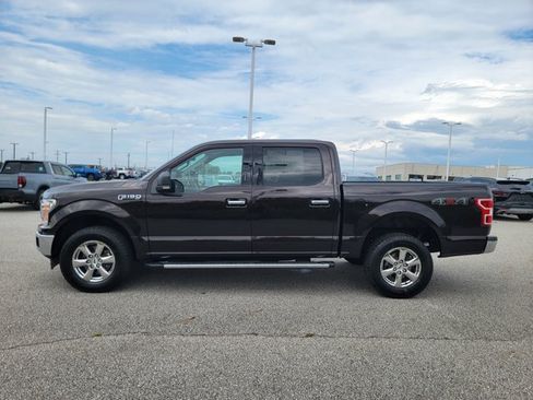 Used 2018 Ford F150 XLT w/ Equipment Group 302A Luxury AWD/4WD image 9