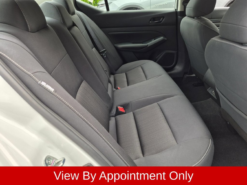 Used 2025 Nissan Altima 2.5 SV FWD image 27