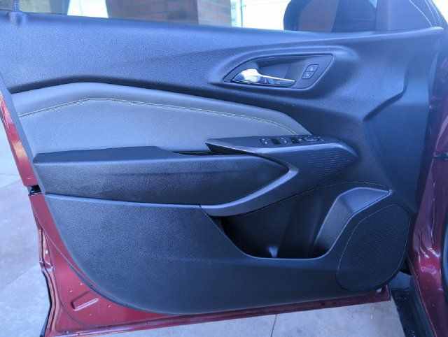Used 2024 Chevrolet Trax ACTIV w/ Sunroof Package FWD image 13