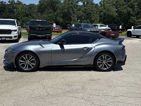 Used 2021 Toyota Supra w/ Safety & Technology Package RWD image 12